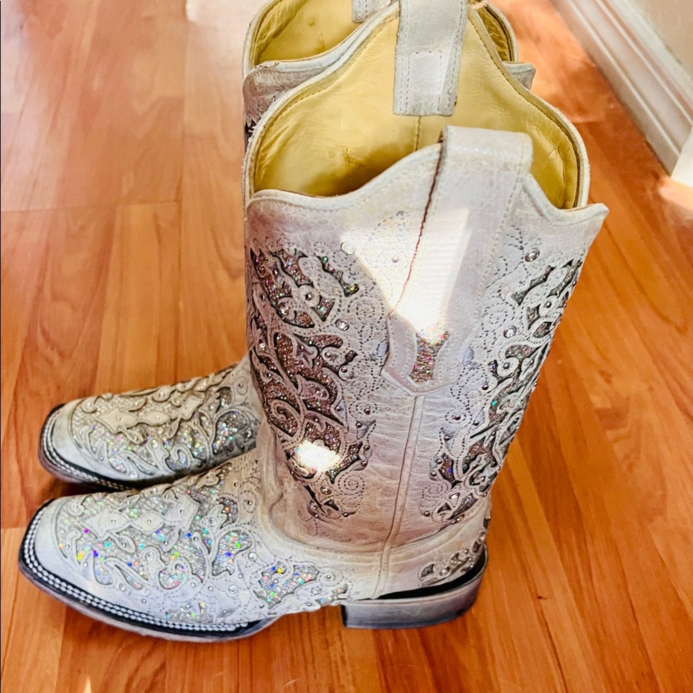 Beautiful Corral Glitter boots, Square toe, 
Size 9